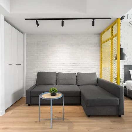 Nyma White Apartments, The Luxury 公寓