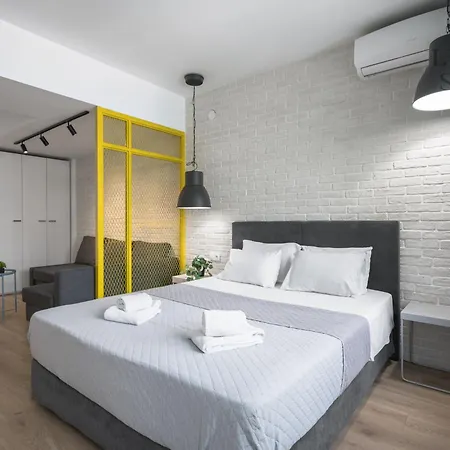 公寓 Nyma White Apartments, The Luxury *