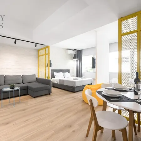 公寓 Nyma White Apartments, The Luxury *