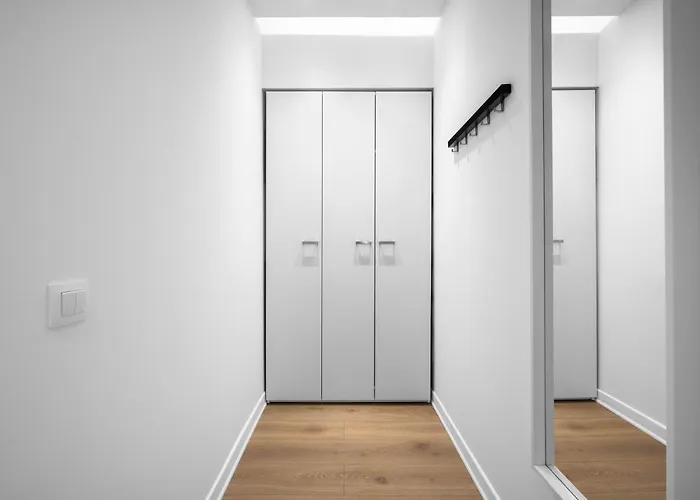 Nyma White Apartments, The Luxury