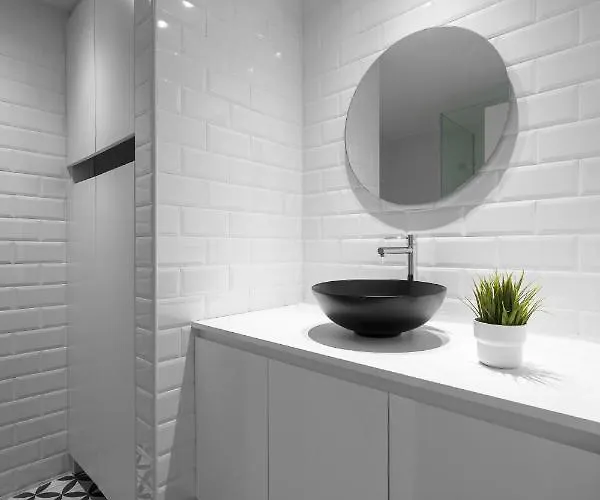 Nyma White Apartments, The Luxury *