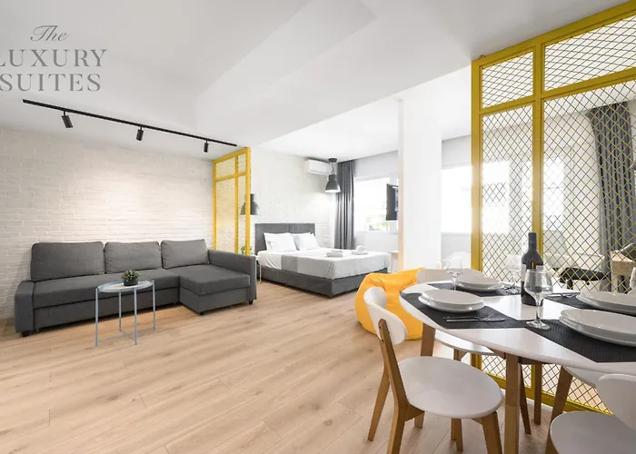 Apartman Nyma White Apartments, The Luxury *