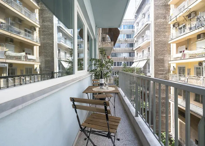 Nyma White Apartments, The Luxury アパート テッサロニキ