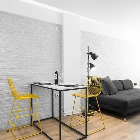 Nyma White Apartments, The Luxury * 테살로니키