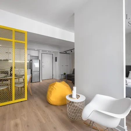 Nyma White Apartments, The Luxury